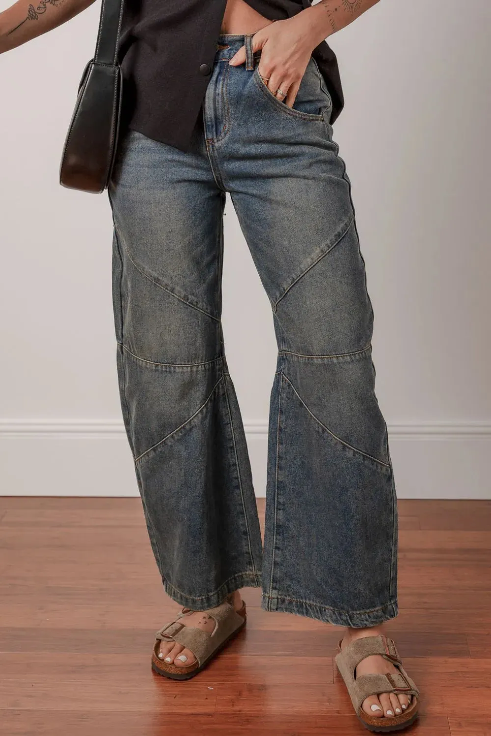 Exposed Stitching Loose Straight High Waist Jeans for Women