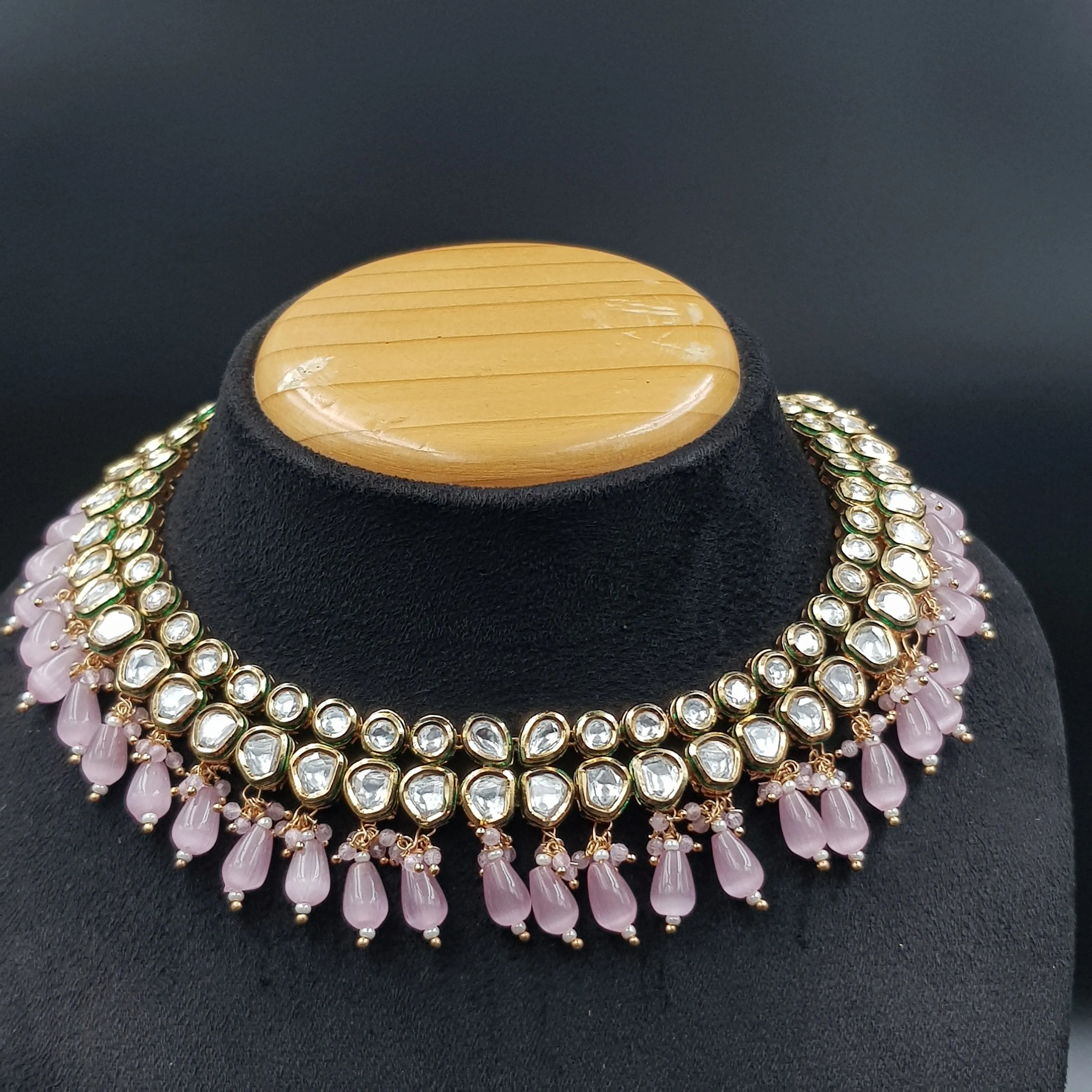 Round Neck Kundan Necklace Set 10168-28