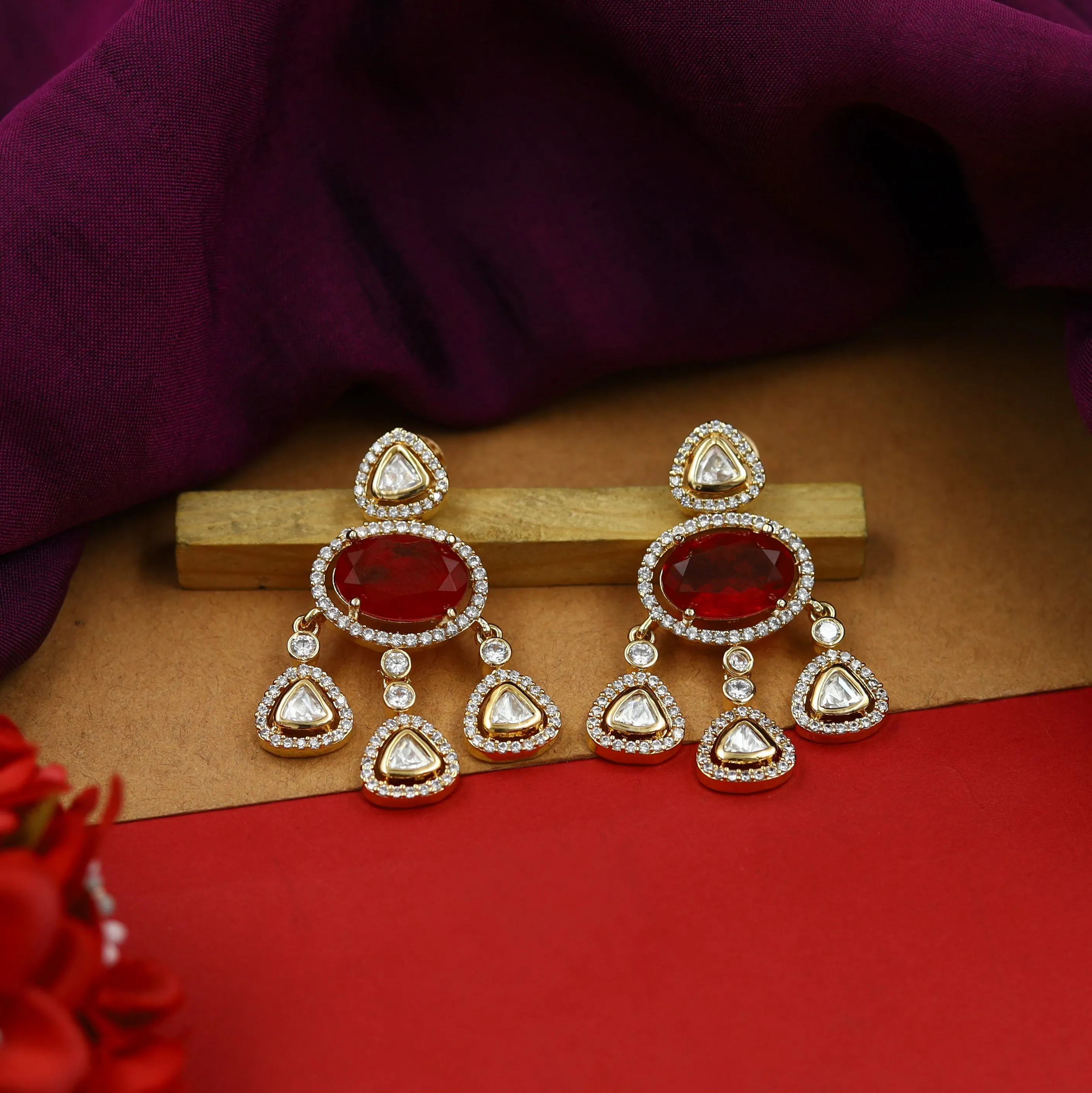 Round Neck Kundan Necklace Set 15200-68